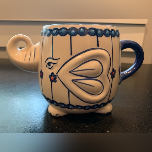 Yokohama Studio Elephant Mug - Picture 2 of 6